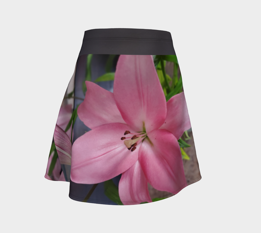 Delicate Lily - Streetside Apparel