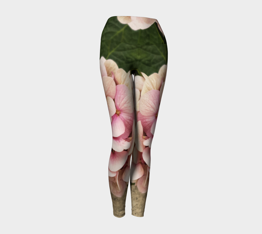 Pale Hydrangea Leggings - Streetside Apparel