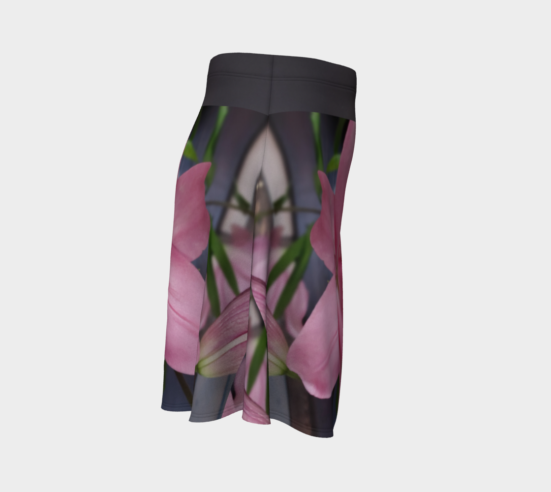 Delicate Lily - Streetside Apparel