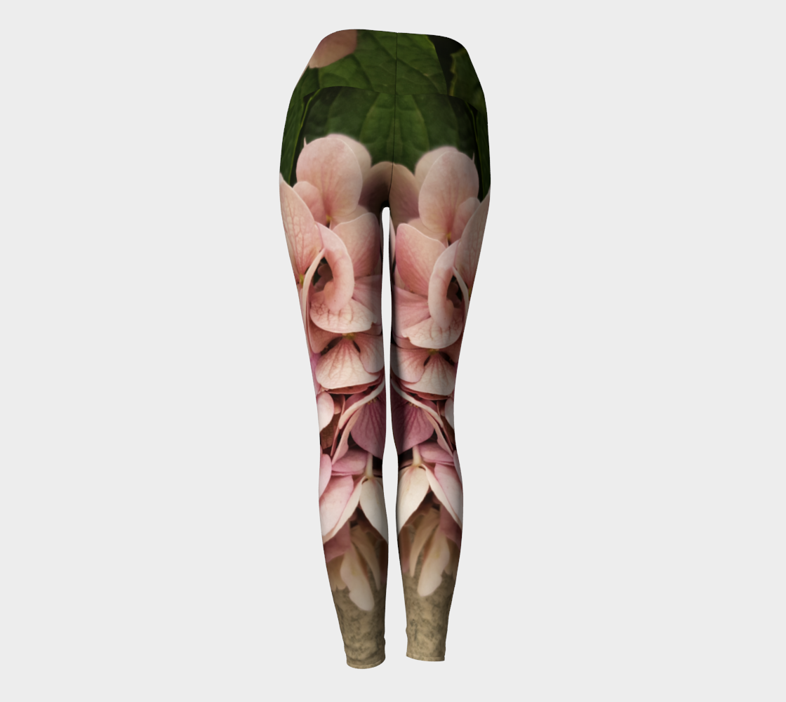 Pale Hydrangea Leggings - Streetside Apparel